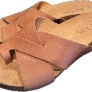 Clarks Women's Brown Leather Sandals